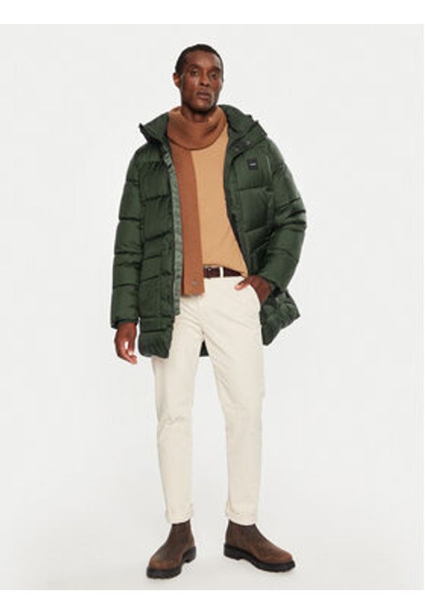 Calvin Klein Kurtka zimowa K10K113465 Zielony Regular Fit. Kolor: zielony. Materiał: syntetyk. Sezon: zima