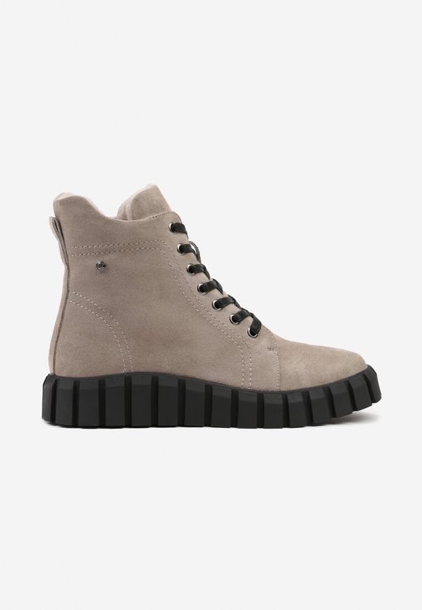 Born2be - Ciemnobeżowe Botki Typu Workery Potocki na Grubej Tłoczonej Podeszwie Gettane. Okazja: na co dzień. Kolor: beżowy. Materiał: jeans. Styl: casual