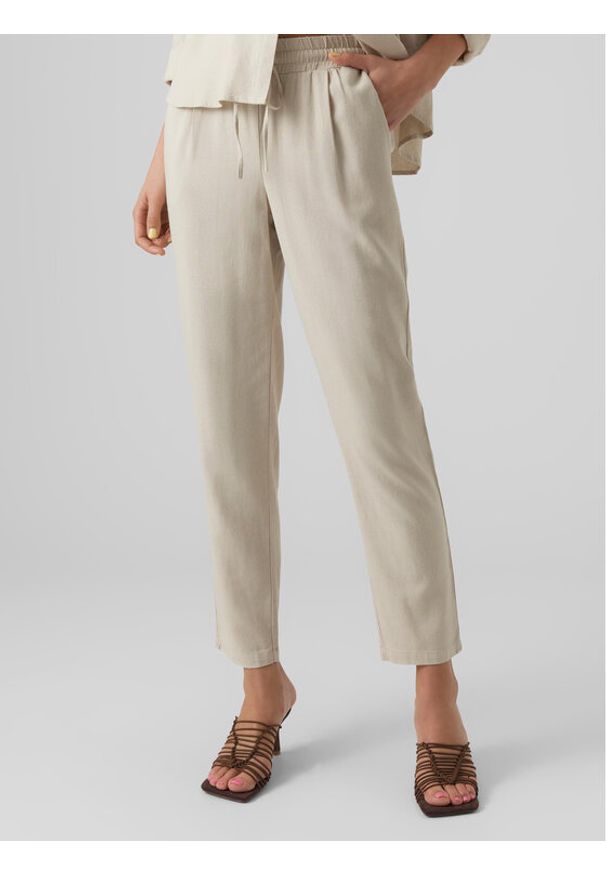 Vero Moda Spodnie materiałowe Jesmilo 10279691 Szary Regular Fit. Kolor: szary. Materiał: len, wiskoza