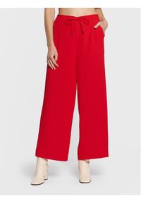 DKNY Spodnie materiałowe P2EKFN57 Czerwony Regular Fit. Kolor: czerwony. Materiał: syntetyk #1