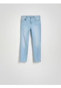 Reserved - Jeansy slim push up - niebieski. Stan: podwyższony. Kolor: niebieski