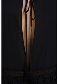 Desigual sukienka 22SWVW16 kolor czarny midi rozkloszowana. Kolor: czarny. Materiał: tkanina. Długość rękawa: krótki rękaw. Wzór: haft. Typ sukienki: rozkloszowane. Długość: midi #3