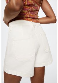 mango - Mango szorty jeansowe Clea damskie kolor beżowy gładkie high waist. Stan: podwyższony. Kolor: beżowy. Materiał: jeans. Wzór: gładki
