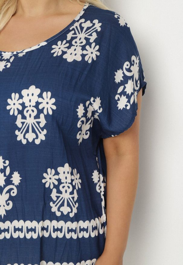 Born2be - Niebieska Bluzka z Wiskozy we Wzór w Stylu Boho Lunaseia. Okazja: na co dzień. Kolor: niebieski. Materiał: wiskoza. Styl: boho