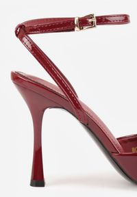 Renee - Bordowe Lakierowane Sandały z Kokardkami Orimoni. Okazja: na randkę, na imprezę. Zapięcie: sprzączka. Kolor: czerwony. Materiał: lakier. Obcas: na obcasie. Styl: elegancki, klasyczny. Wysokość obcasa: średni #5