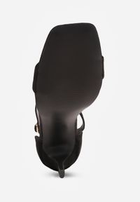 Renee - Czarno-Złote Sandały na Szpilce z Kwadratowym Noskiem Padove. Okazja: na co dzień. Kolor: czarny. Materiał: satyna. Obcas: na szpilce. Styl: casual #8