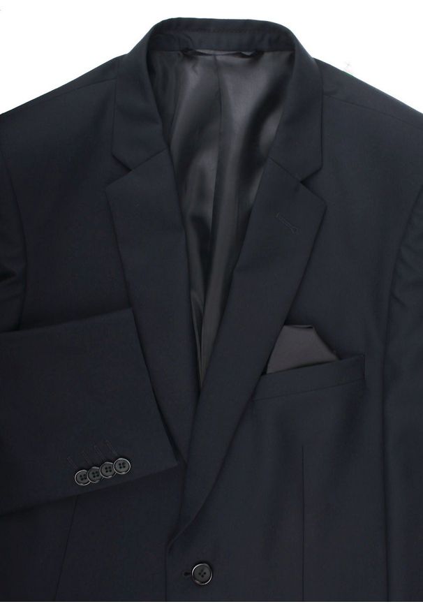 Męski, Taliowany Garnitur (Wesele, Studniówka) - Casino - Czarny. Kolor: czarny. Materiał: wiskoza, poliester. Wzór: gładki