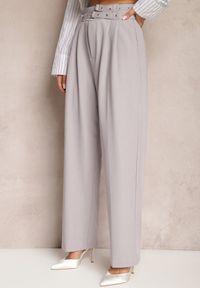 Renee - Szare Spodnie High Waist w Stylu Garniturowym z Paskami i Klamerkami Daklena. Stan: podwyższony. Kolor: szary. Styl: elegancki