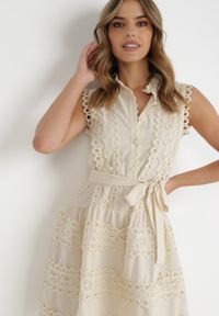 Born2be - Jasnobeżowa Sukienka Lastharpia. Kolor: beżowy. Materiał: koronka, materiał, tkanina. Długość rękawa: bez rękawów. Wzór: koronka, jednolity. Typ sukienki: rozkloszowane. Styl: boho. Długość: mini #4