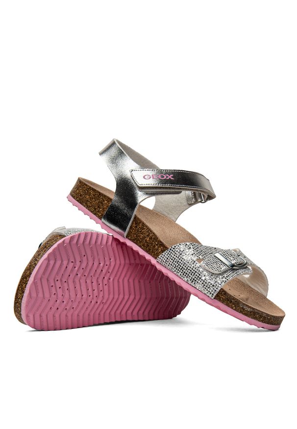 Geox - Sandały dziecięce srebrne GEOX J Adriel Girl. Kolor: srebrny. Materiał: materiał