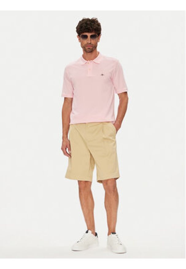 GANT - Gant Polo Shield Piqué 2210 Różowy Regular Fit. Typ kołnierza: polo. Kolor: różowy. Materiał: bawełna