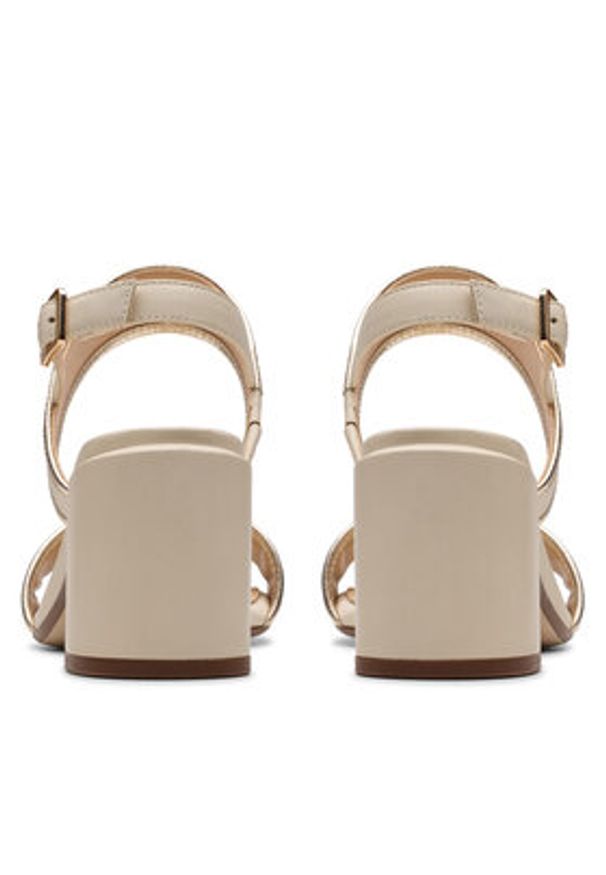 Clarks Sandały Ezoria Sling 26181301 Beżowy. Kolor: beżowy. Materiał: skóra
