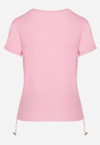 Born2be - Różowy T-shirt z Bawełny Ozdobiony Cyrkoniami i Nadrukiem Vilreti. Okazja: na co dzień. Kolor: różowy. Materiał: bawełna. Wzór: aplikacja, nadruk. Styl: casual #3