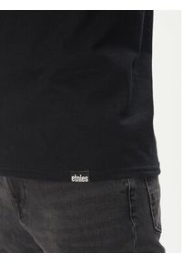 Etnies T-Shirt Team Emroidery 4130003738 Czarny Regular Fit. Kolor: czarny. Materiał: bawełna