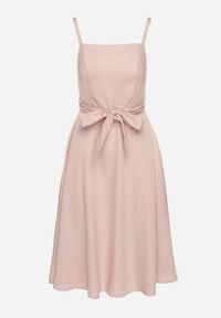 Born2be - Różowa Sukienka z Wiskozą ze Wzorem Pasków Dolereia. Okazja: na co dzień. Kolor: różowy. Materiał: wiskoza. Długość rękawa: na ramiączkach. Styl: casual, klasyczny. Długość: midi #7