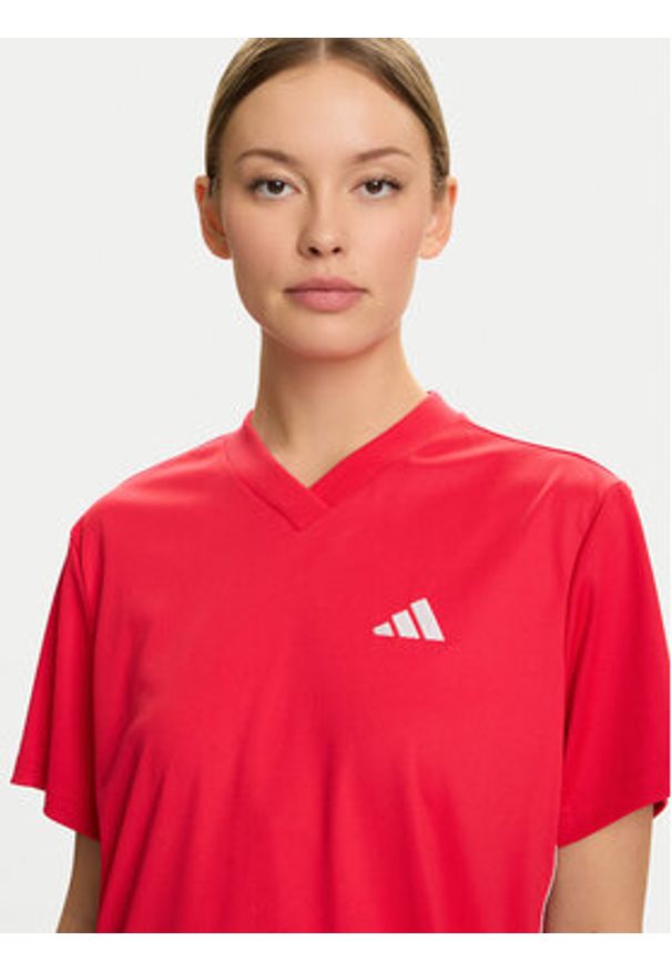 Adidas - adidas Sukienka codzienna Sport Craft Shift JZ8131 Czerwony Loose Fit. Okazja: na co dzień. Kolor: czerwony. Materiał: syntetyk. Typ sukienki: sportowe, proste. Styl: sportowy, casual
