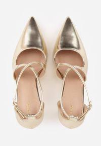 Renee - Złote Szpilki VICES z Paseczkami w Kształcie Litery X Alethise. Nosek buta: szpiczasty. Zapięcie: pasek. Kolor: złoty. Wzór: paski. Obcas: na szpilce. Styl: elegancki, glamour. Wysokość obcasa: średni #5