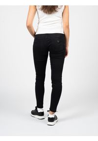 Guess Jeansy "Skinny" | W2RA34 D4KC2 | Kobieta | Czarny. Okazja: na co dzień. Stan: podwyższony. Kolor: czarny. Styl: rockowy, elegancki, casual #2