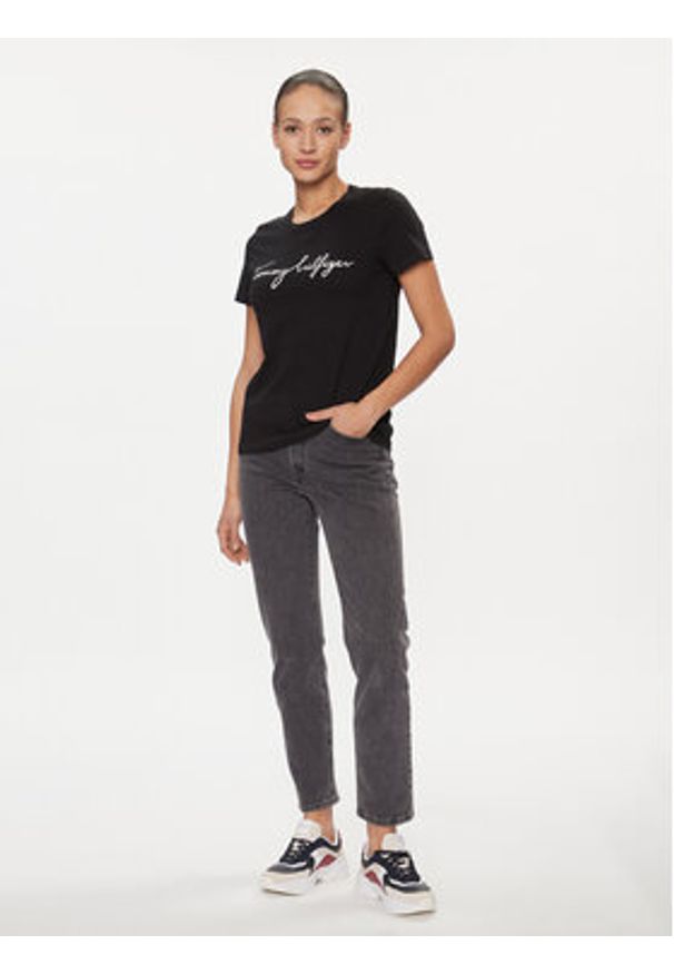 TOMMY HILFIGER - Tommy Hilfiger T-Shirt Heritage Crew Neck Graphic Tee WW0WW24967 Czarny Regular Fit. Kolor: czarny. Materiał: bawełna
