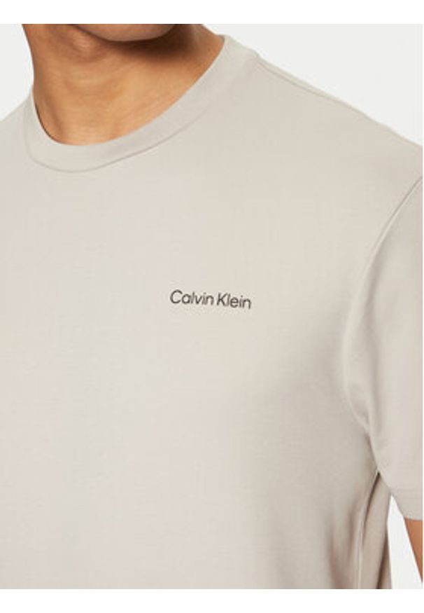 Calvin Klein T-Shirt Micro Logo K10K109894 Beżowy Regular Fit. Kolor: beżowy. Materiał: bawełna
