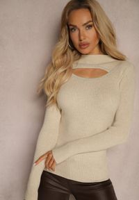 Renee - Beżowy Prążkowany Golf z Dekoltem Ozdobionym Cyrkoniami i Wycięciem Meriannes. Okazja: na co dzień. Typ kołnierza: golf. Kolor: beżowy. Materiał: prążkowany. Wzór: aplikacja. Styl: casual, elegancki #2