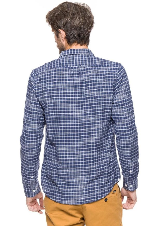 Lee - KOSZULA LEE BUTTON DOWN WASHED BLUE L880IOLR 112123157. Typ kołnierza: button down. Długość rękawa: długi rękaw. Długość: długie. Wzór: kratka. Styl: elegancki