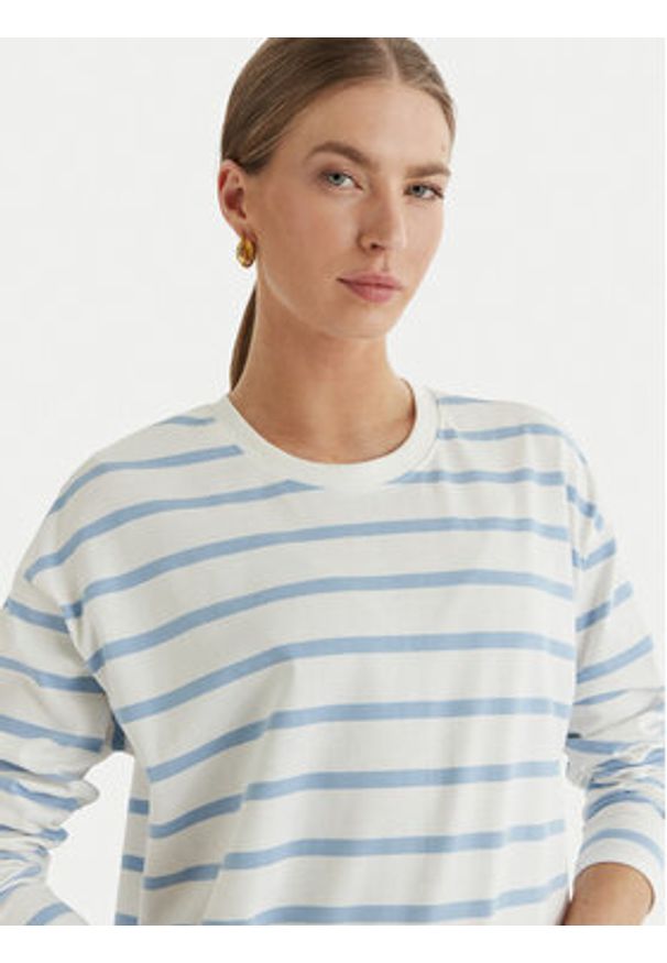 only - ONLY Bluzka Soph 15310399 Biały Regular Fit. Kolor: biały. Materiał: bawełna