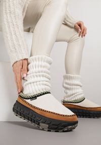 Born2be - Beżowe Niskie Śniegowce na Grubej Tłoczonej Podeszwie Arevire. Okazja: na co dzień. Kolor: beżowy. Materiał: jeans. Styl: casual #6