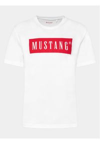Mustang T-Shirt 1014749 Biały Regular Fit. Kolor: biały. Materiał: bawełna