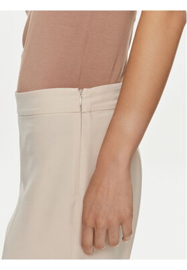 MAX&Co. Spodnie materiałowe Nantes 24181310 Beżowy Relaxed Fit. Kolor: beżowy. Materiał: syntetyk