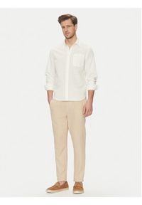 Blend Koszula 20718400 Biały Regular Fit. Kolor: biały. Materiał: bawełna