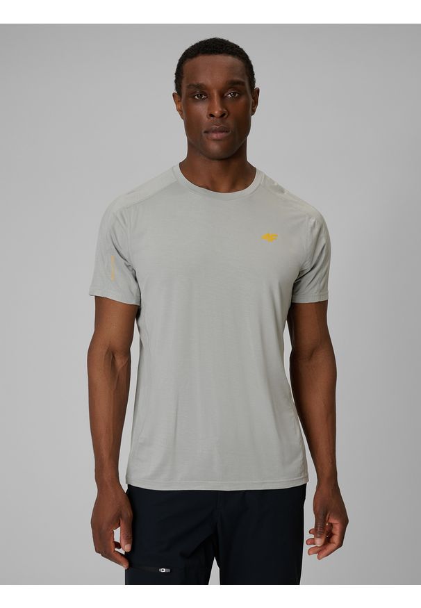 4f - 4F Koszulka trekkingowa regular szybkoschnąca męska - szara XL. Kolor: szary. Materiał: włókno, materiał. Długość: długie