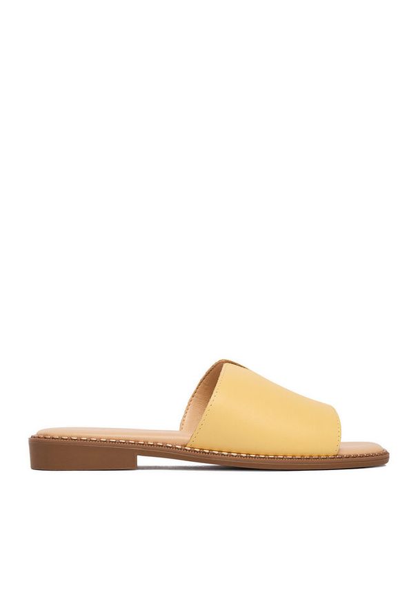 Klapki Lasocki. Kolor: żółty