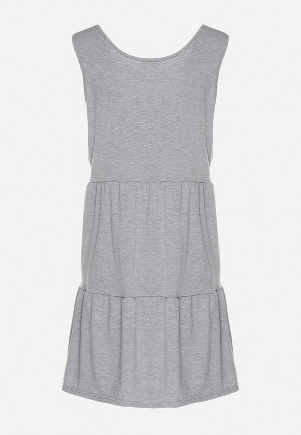 Born2be - Szara Sukienka o Rozkloszowanym Kroju na Szerokich Ramiączkach z Guzikami Saniella. Okazja: na co dzień. Kolor: szary. Długość rękawa: na ramiączkach. Typ sukienki: rozkloszowane. Styl: klasyczny, casual, elegancki