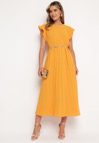 Born2be - Pomarańczowa Plisowana Sukienka z Krótkim Rękawem Nlea. Kolor: pomarańczowy. Długość rękawa: krótki rękaw