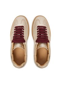 Weekend Max Mara Sneakersy 2515761035600 Złoty. Kolor: złoty. Materiał: skóra