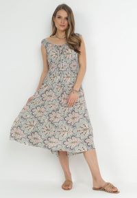 Born2be - Miętowo-Różowa Rozkloszowana Sukienka Midi na Szerokich Ramiączkach z Gumkami w Pasie Anelanie. Typ kołnierza: kołnierz z falbankami. Kolor: miętowy. Długość rękawa: na ramiączkach. Wzór: aplikacja, kwiaty. Długość: midi #2