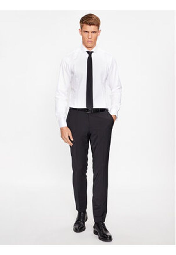Eterna Koszula 4138/FK8V Biały Slim Fit. Kolor: biały. Materiał: bawełna