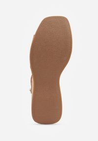 Born2be - Brązowe Sandały VICES na Koturnie z Imitacji Korka z Paskiem wokół Kostki Kelania. Okazja: na co dzień. Zapięcie: pasek. Kolor: brązowy. Obcas: na koturnie. Styl: casual, elegancki #9