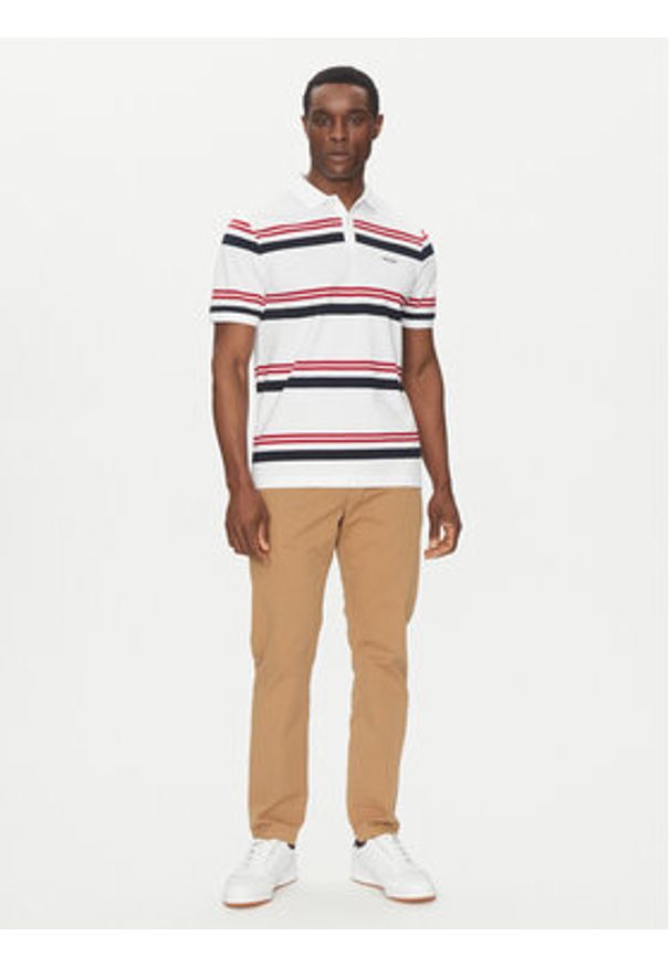 Hechter Paris Polo 74016 151928 Biały Regular Fit. Typ kołnierza: polo. Kolor: biały. Materiał: bawełna