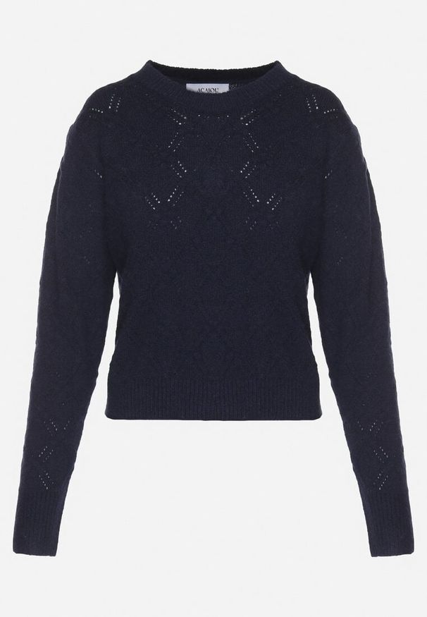 Born2be - Granatowy Klasyczny Sweter Ozdobiony Tłoczeniem Derista. Okazja: na co dzień. Kolor: niebieski. Materiał: jeans. Wzór: aplikacja. Styl: klasyczny