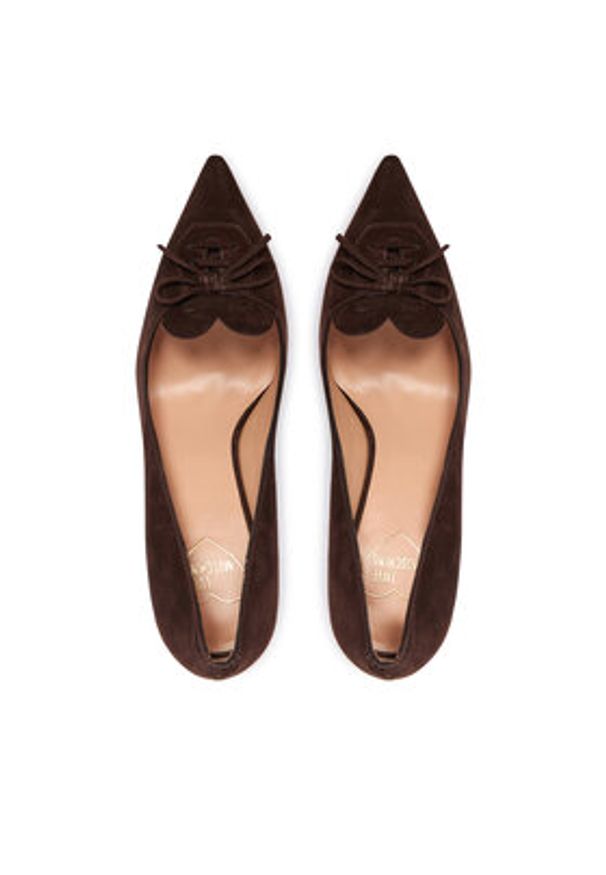 Love Moschino - LOVE MOSCHINO Szpilki JA10449G0NJA0313 Brązowy. Kolor: brązowy. Materiał: zamsz, skóra. Obcas: na szpilce