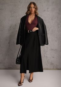 Renee - Czarna Rozkloszowana Spódnica z Wiskozy Zdobiona Rozcięciem i Paskiem Urilia. Okazja: na co dzień, na randkę. Kolor: czarny. Materiał: wiskoza. Wzór: aplikacja. Styl: casual, elegancki #6