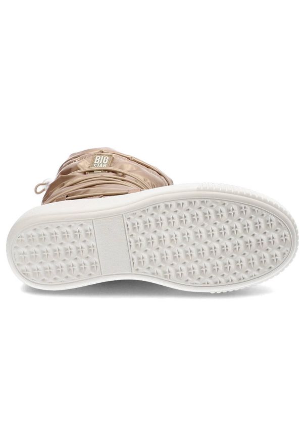 Big-Star - Śniegowce damskie Big Star, z połączenia materiału tekstylnego i syntetycznego z pikowaną metaliczną cholewką regulowanym sznurowaniem, beżowe, KK274. Zapięcie: bez zapięcia. Kolor: beżowy. Materiał: materiał, syntetyk. Szerokość cholewki: normalna. Obcas: na platformie