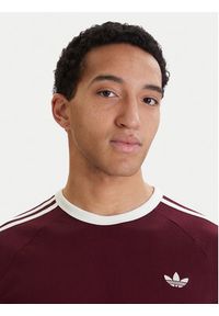 Adidas - adidas T-Shirt 3-Stripes KQ9639 Bordowy Regular Fit. Kolor: czerwony. Materiał: bawełna #4