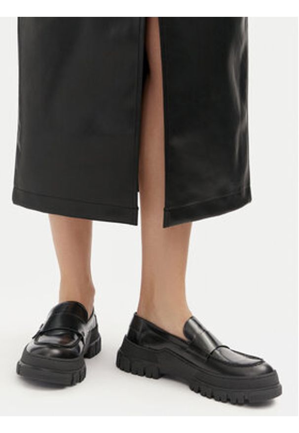 Weekend Max Mara Loafersy Conero 2425526015600 Czarny. Kolor: czarny. Materiał: skóra
