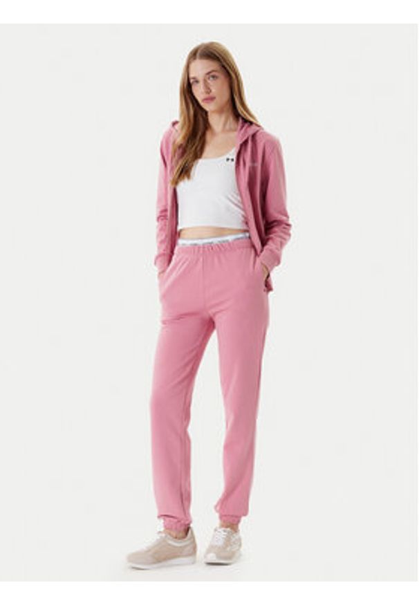 Guess Spodnie dresowe O5RB01 KCO31 Różowy Regular Fit. Kolor: różowy. Materiał: bawełna
