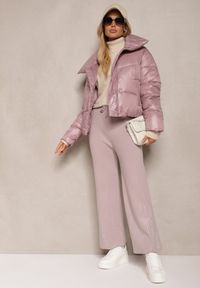 Renee - Jasnofioletowe Spodnie o Szerokim Kroju High Waist z Cyrkoniami i Gumką w Pasie Loreitha. Okazja: na co dzień. Stan: podwyższony. Kolor: fioletowy. Materiał: zamsz, satyna. Wzór: aplikacja. Styl: casual