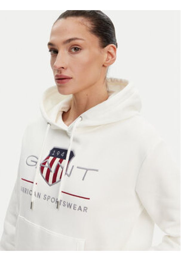 GANT - Gant Bluza Archive Shield 4200276 Écru Regular Fit. Materiał: bawełna
