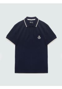 Big-Star - koszulka męska polo granatowa seller 403. Okazja: na co dzień. Typ kołnierza: polo. Kolor: niebieski. Materiał: bawełna, dzianina. Wzór: haft. Styl: casual, klasyczny #2